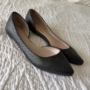 Elegant Black Women's Flats